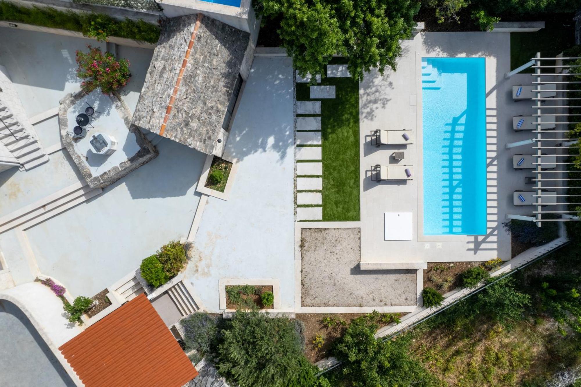 Villa Komelo Škrip Eksteriør billede